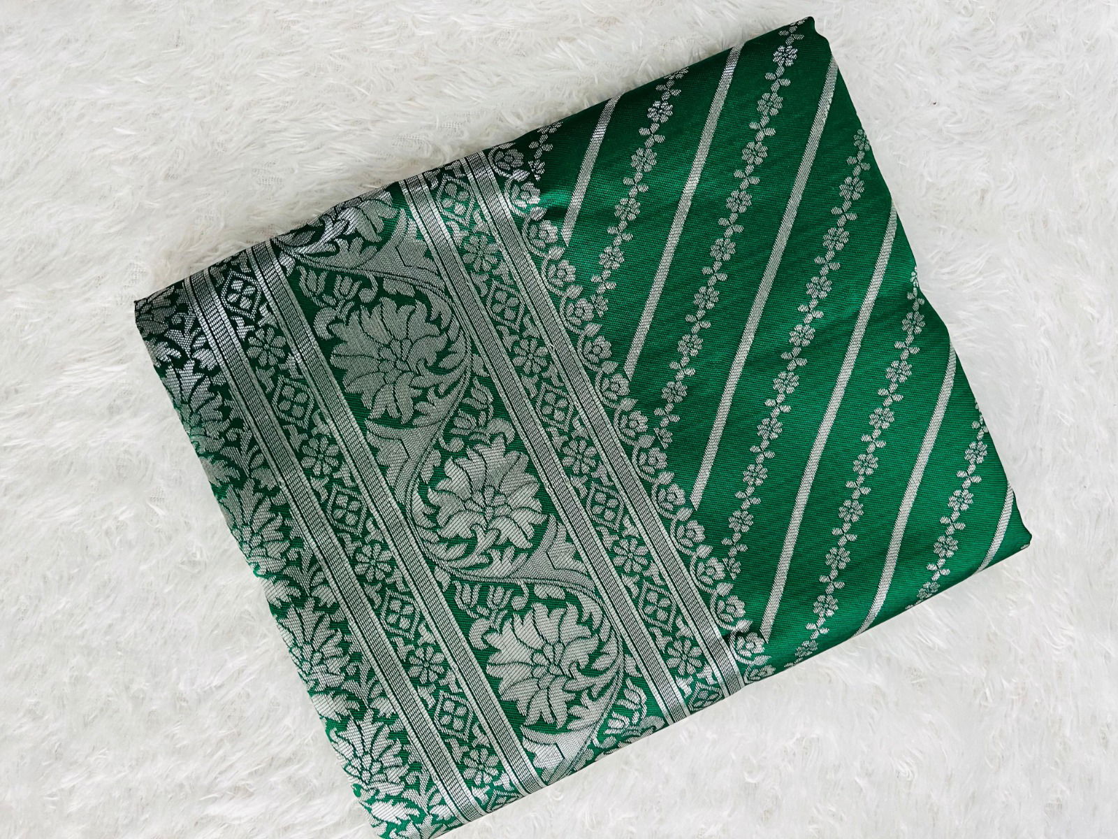 AD 1556 Designer Soft Banarasi Silk Sarees Wholesale Shop In Surat